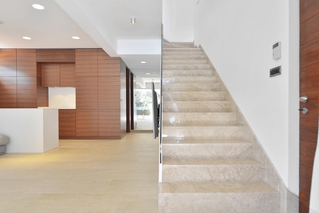 Chiponsky One - 5 Star Beachfront Property Бол Экстерьер фото